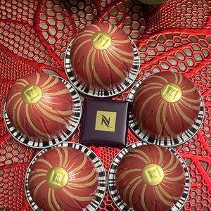 Nespresso VERTUO limited edition Sweet almond & hibiscus 🌺 🌺🌺🌺🌺🌺🌺🌺